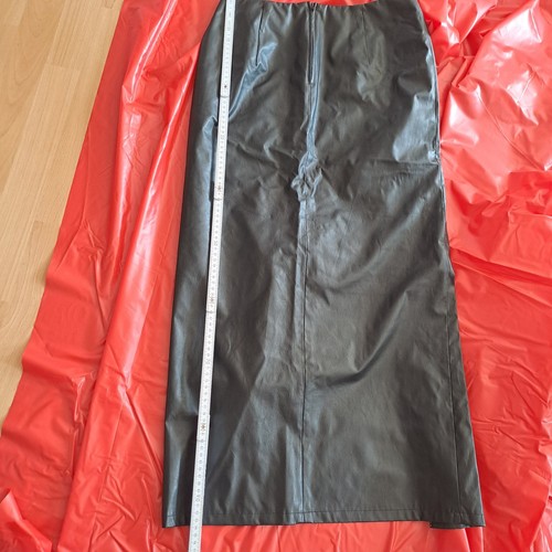 Langer kunstleder rock mit - m,